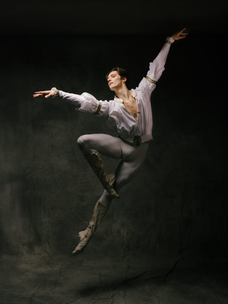 Photo by Nina Tonoli